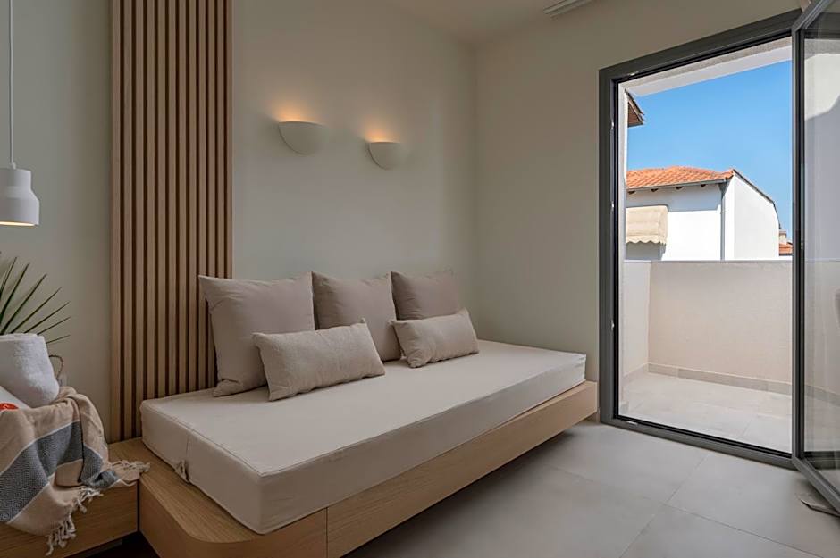 Sandy Seaside Suites