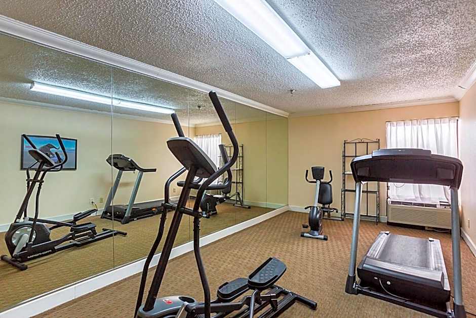 Red Roof Inn Nashville - Music City