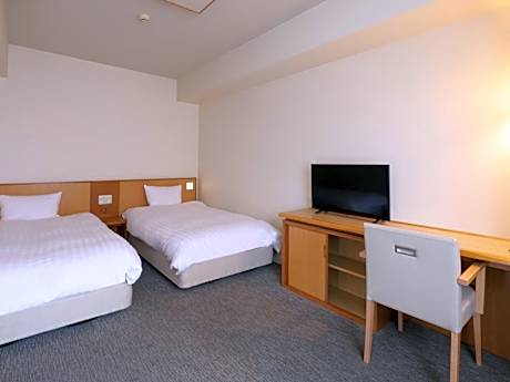 Twin Room - Non-Smoking