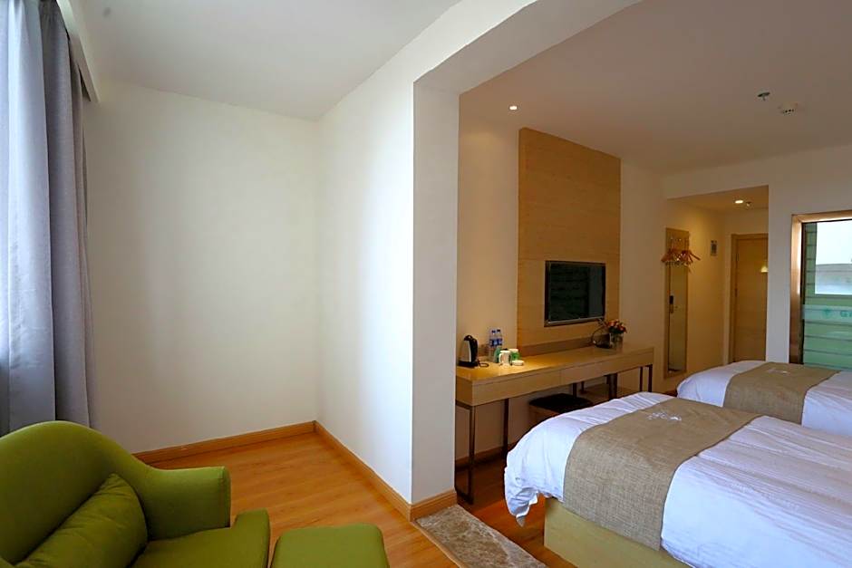 GreenTree Inn Xi'an Xincheng District Raily Station Wukou Metro Station Hotel