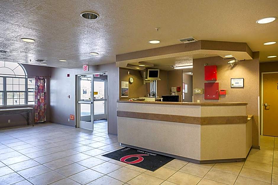 Motel 6-Bernalillo, NM
