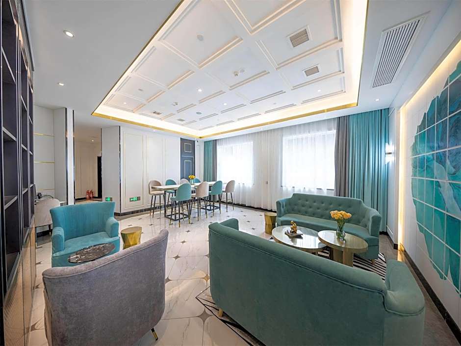 Xana Deluxe  Hotel Qingdao Beer Street Zhongshan Park