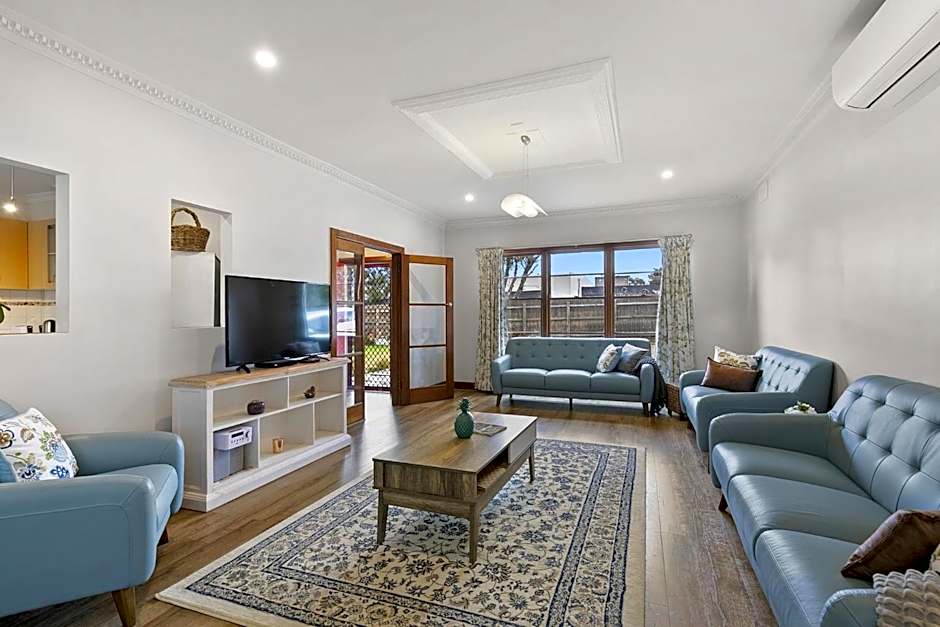Ultimate Beach Retreat Aus