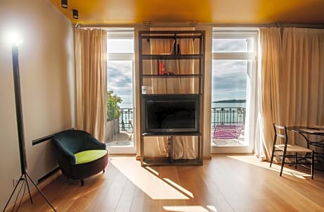 Junior Suite with Terrace