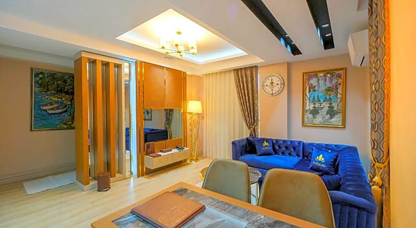 Elysium Deluxe Suites 