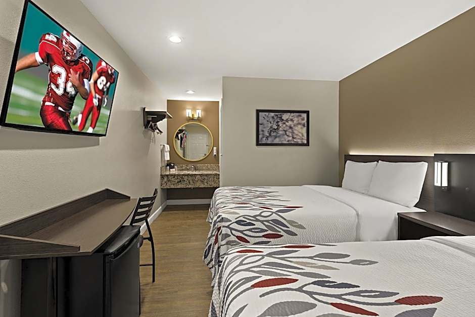 Red Roof Inn Carson - Wilmington, CA