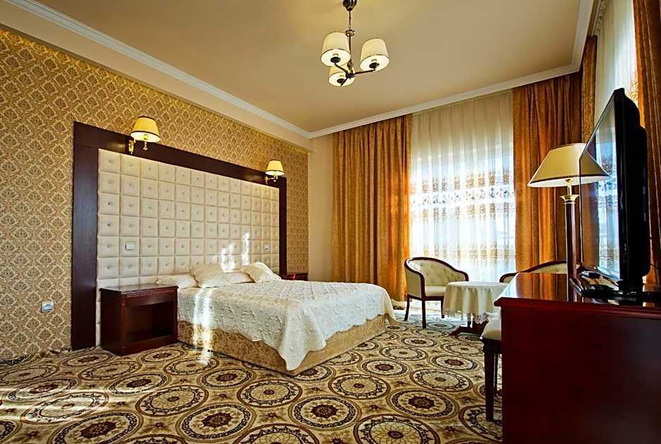 Royal Park Hotel & Spa