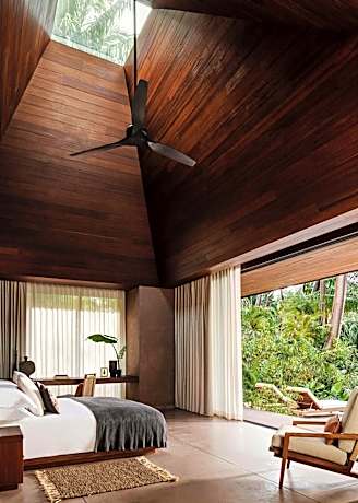 Panoramic Ocean Cliff Villa
