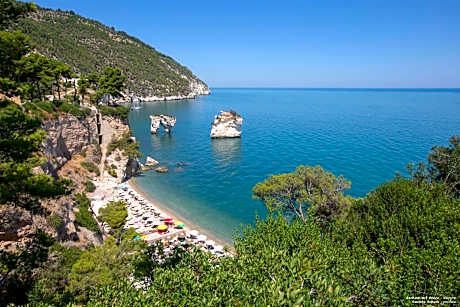 Apulia Hotel Baia dei Faraglioni Resort