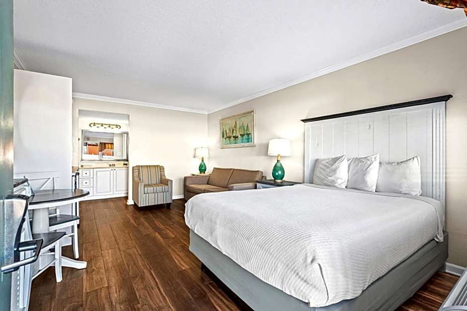 Club Destin Condos