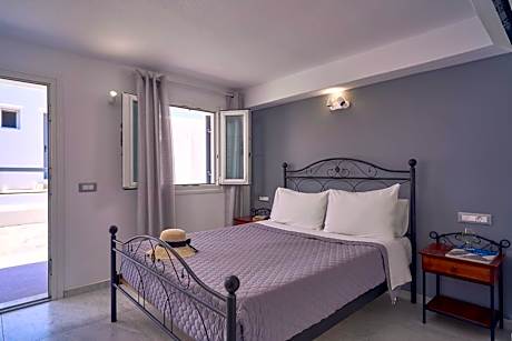 Economy Double or Twin Room with no View