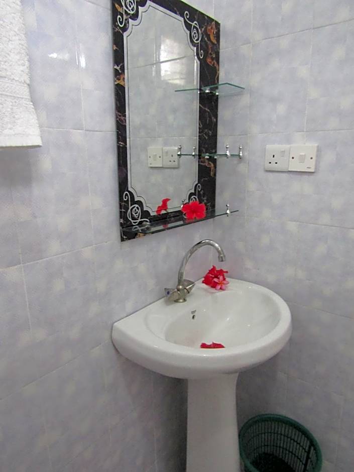 Kivulini Lodge and Restaurant