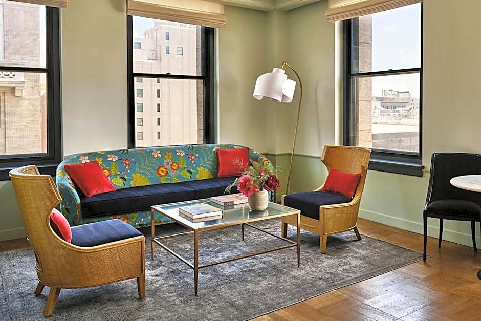 Hotel Per La, Autograph Collection