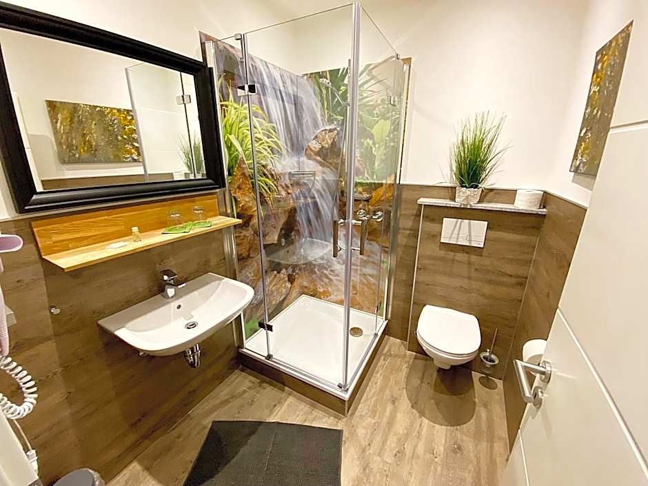 Seehaus Mamming - Hotel - Schlaffässer - Biergarten - Camping