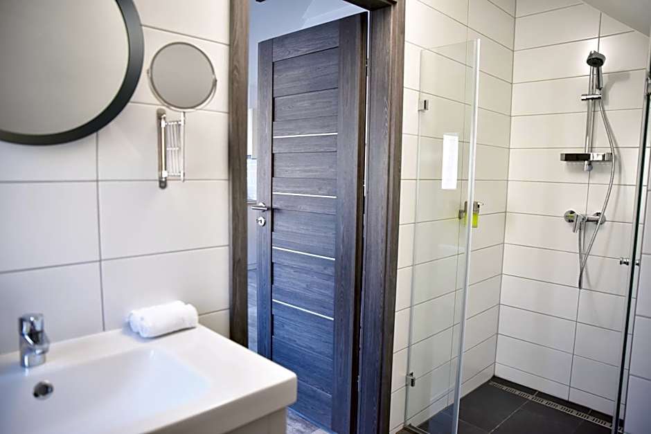 Roomstore Studio Apartments