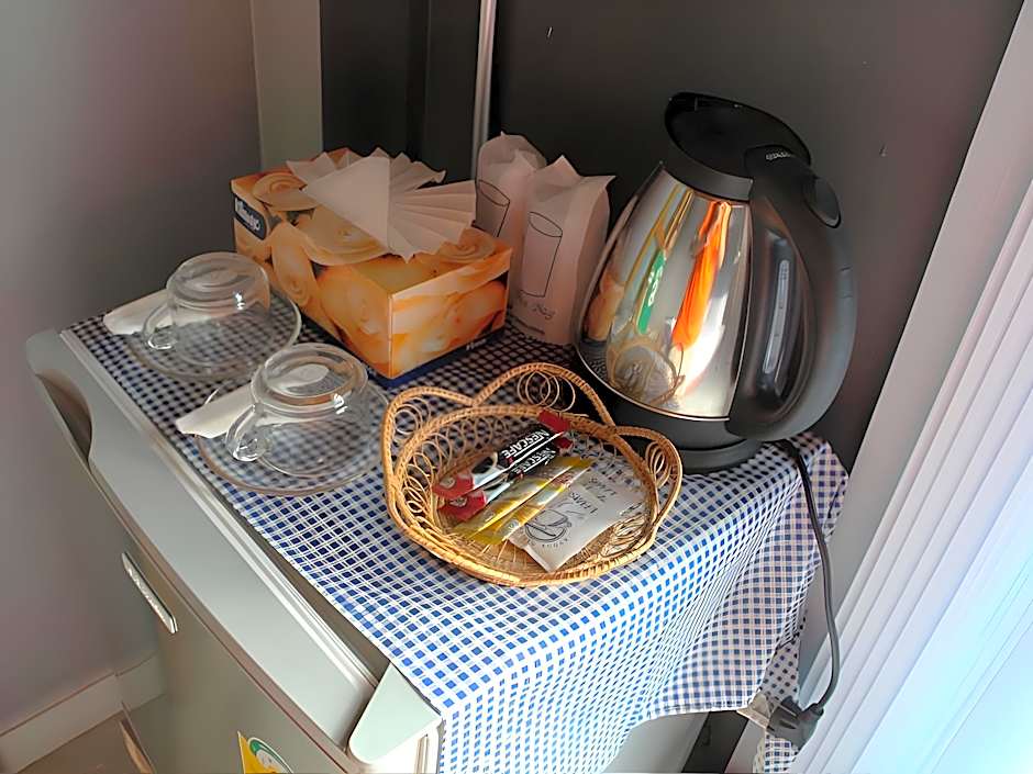 The Noi Guesthouse and Restaurant