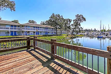 Motel 6 Oakland - Embarcadero