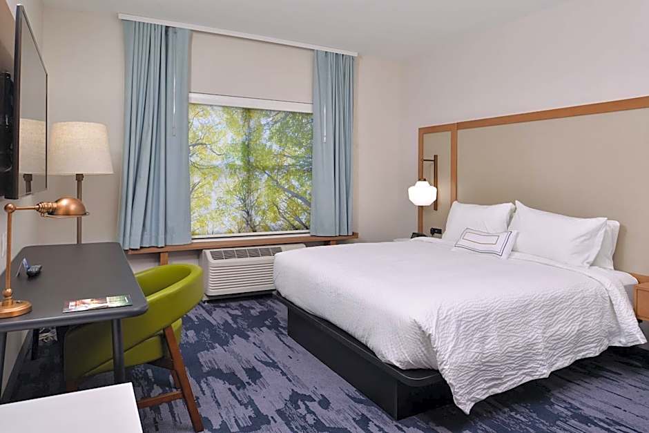 Fairfield Inn & Suites by Marriott Canton