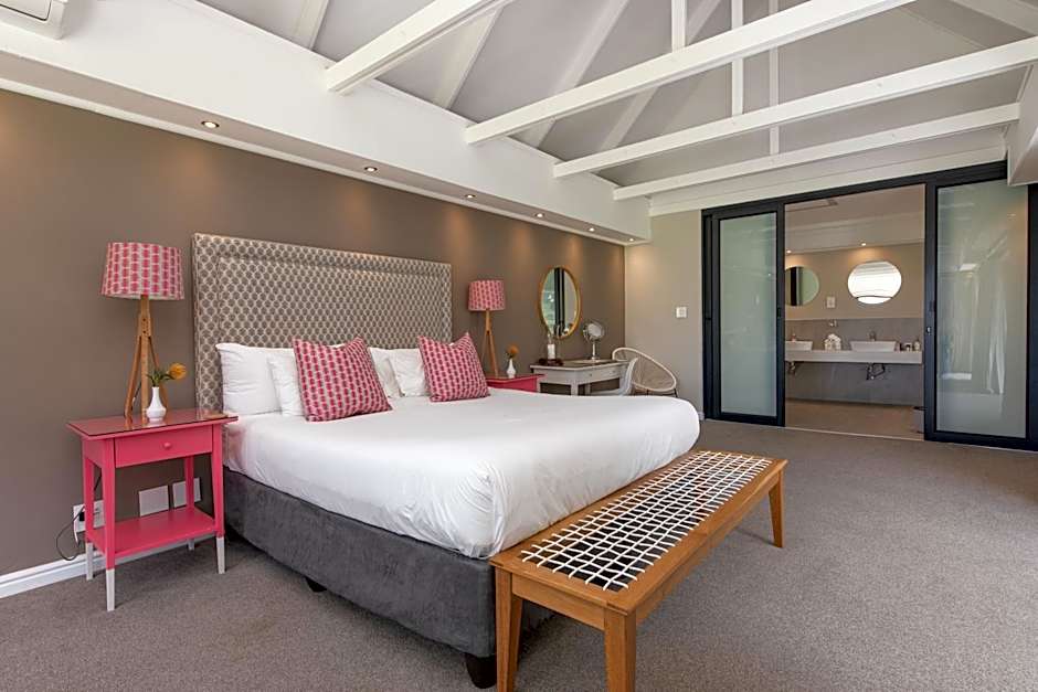 Photo 1 of 5 of Junior Suite, Mountain View