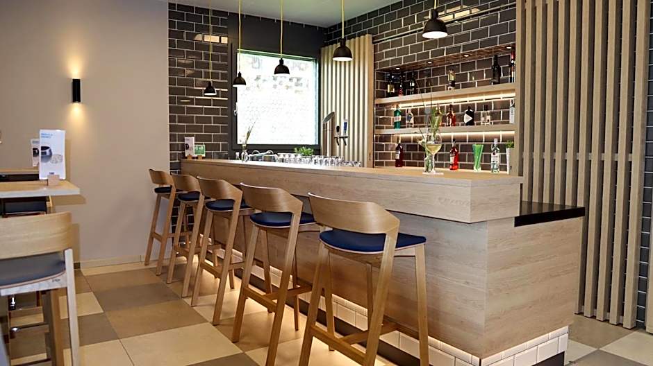 Holiday Inn Express Luzern-Neuenkirch By IHG