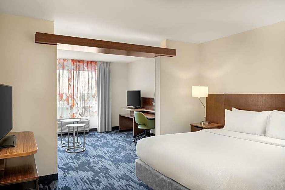 Fairfield Inn & Suites by Marriott Cincinnati Uptown/University Area