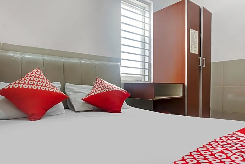 OYO 91316 Hh Guest House Makassar