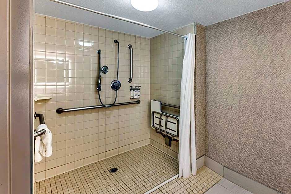 Holiday Inn Express Chicago-Downers Grove By IHG