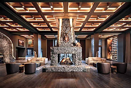 Grand Bohemian Lodge Greenville, Autograph Collection