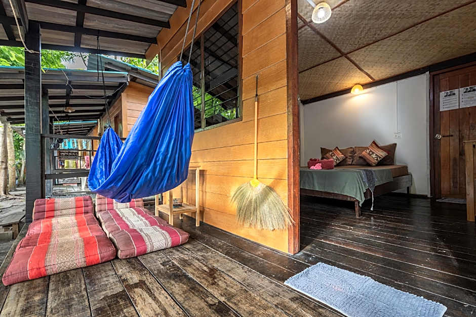 Family Song Koh Lipe