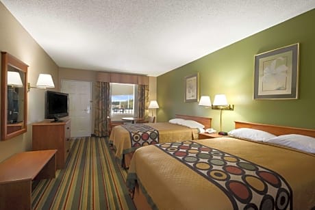 1 King Bed Second Floor Smoking