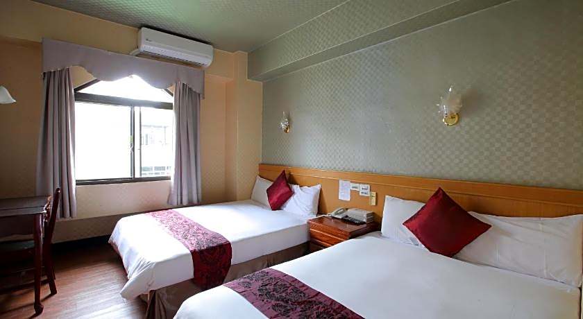 Chiayi Crown Hotel