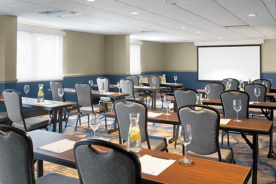 The Alloy King of Prussia - a DoubleTree by Hilton
