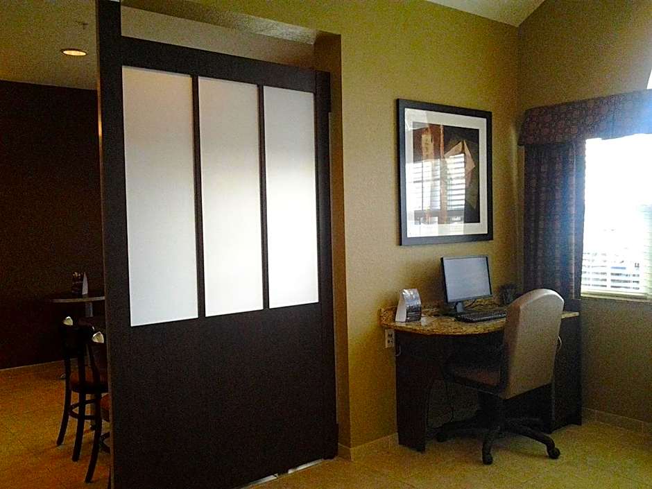 Microtel Inn & Suites By Wyndham Cotulla