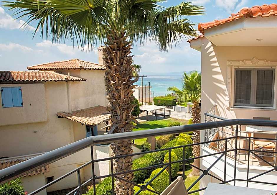 SUN RESIDENCE Exclusive Seaside Suites