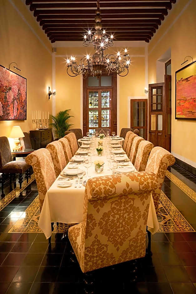 Casa Lecanda Boutique Hotel