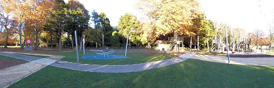 The Esplanade Motel & Conference Centre