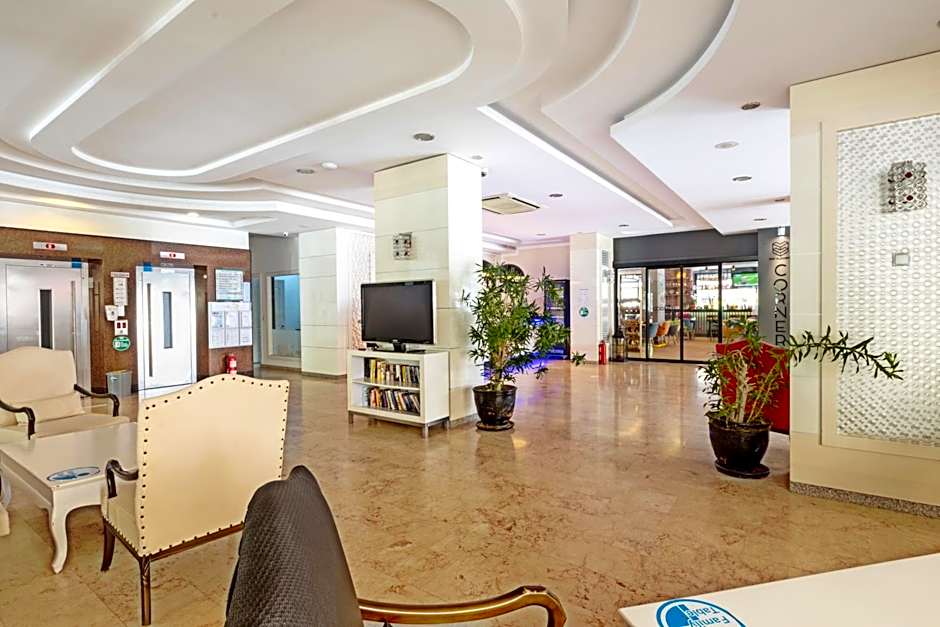 May Flower Apart Hotel