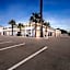 HomeTowne Studios Yuba City Bonanza - Marysville