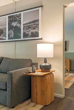 One Bedroom Suite, Garden View