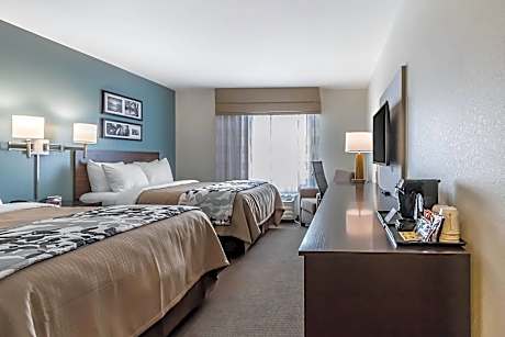2 Queen Beds Nonsmoking Accessible