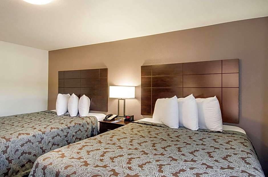 Rodeway Inn Middleboro-Plymouth