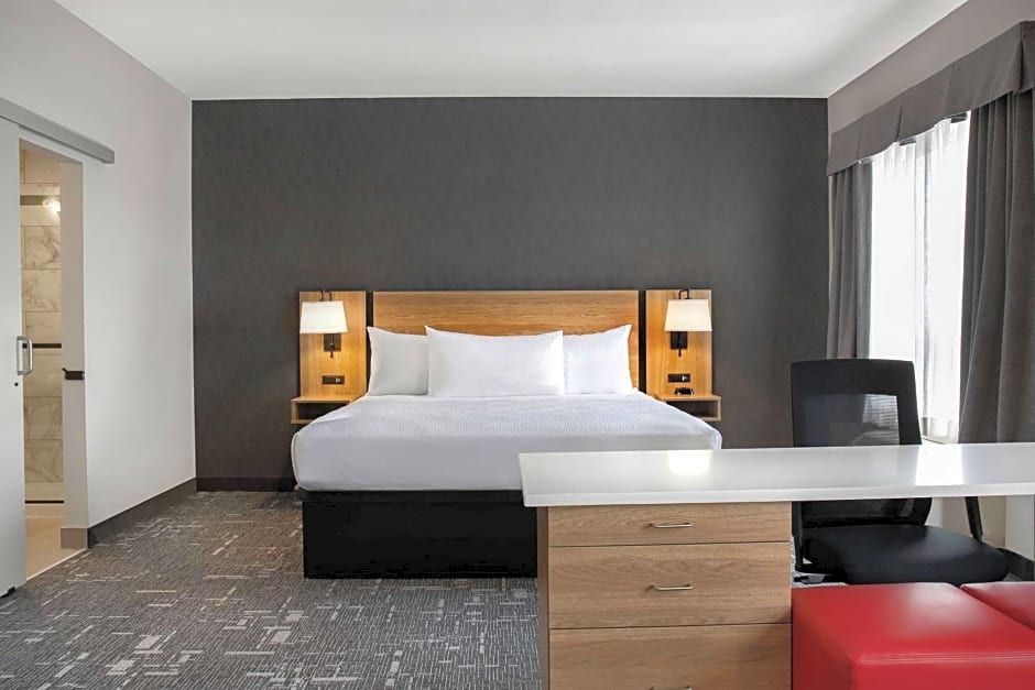 Ramada by Wyndham Cochrane