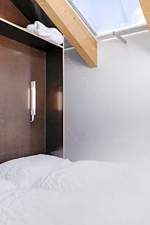 Superior One-Bedroom Apartment with Balcony