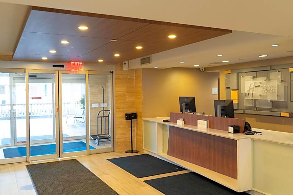 Holiday Inn Express Maspeth Hotel By IHG