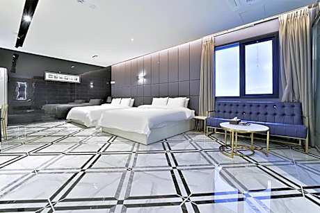 Twin Suite for 4 People
