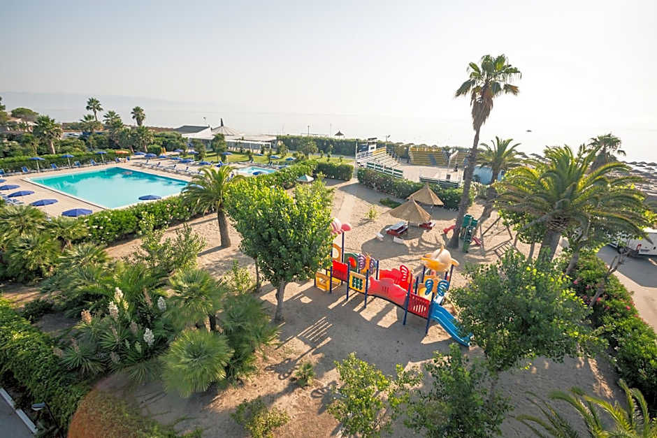 African Beach Hotel-Residence