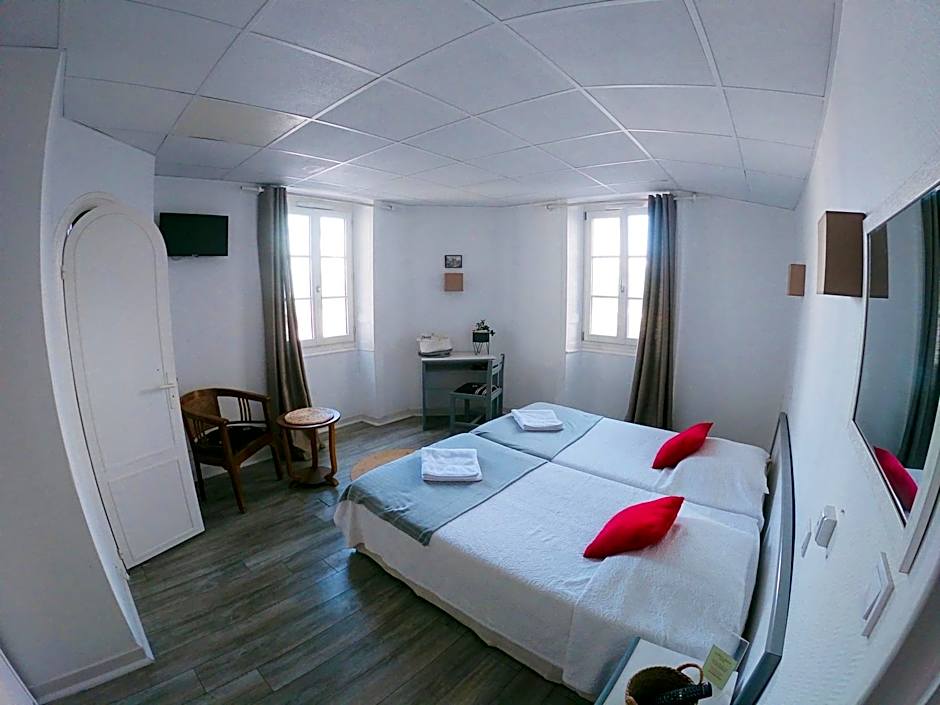 Le Petit Hôtel