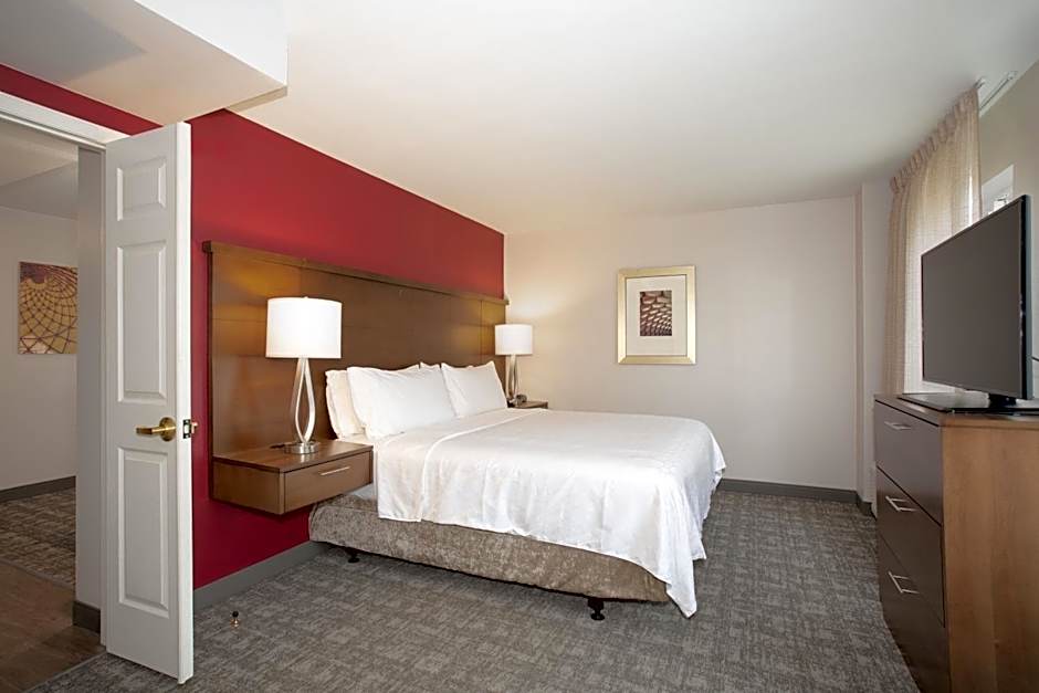 Photo 1 of 9 of 2 Bedroom Suite, Mobility Accessible, Bathtub
