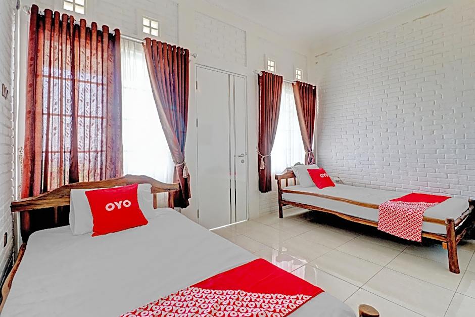 Collection O 90617 Rumah Oma Opa Syariah