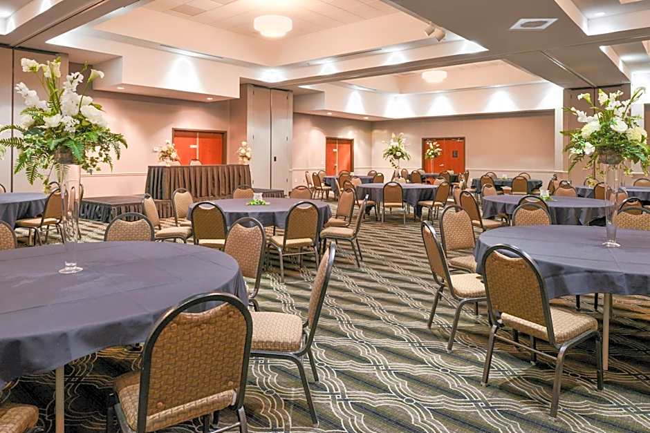 Holiday Inn Poplar Bluff By IHG